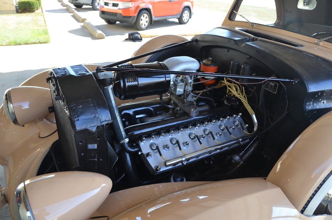 Custom hydraulic handbrake installation in drift car interior